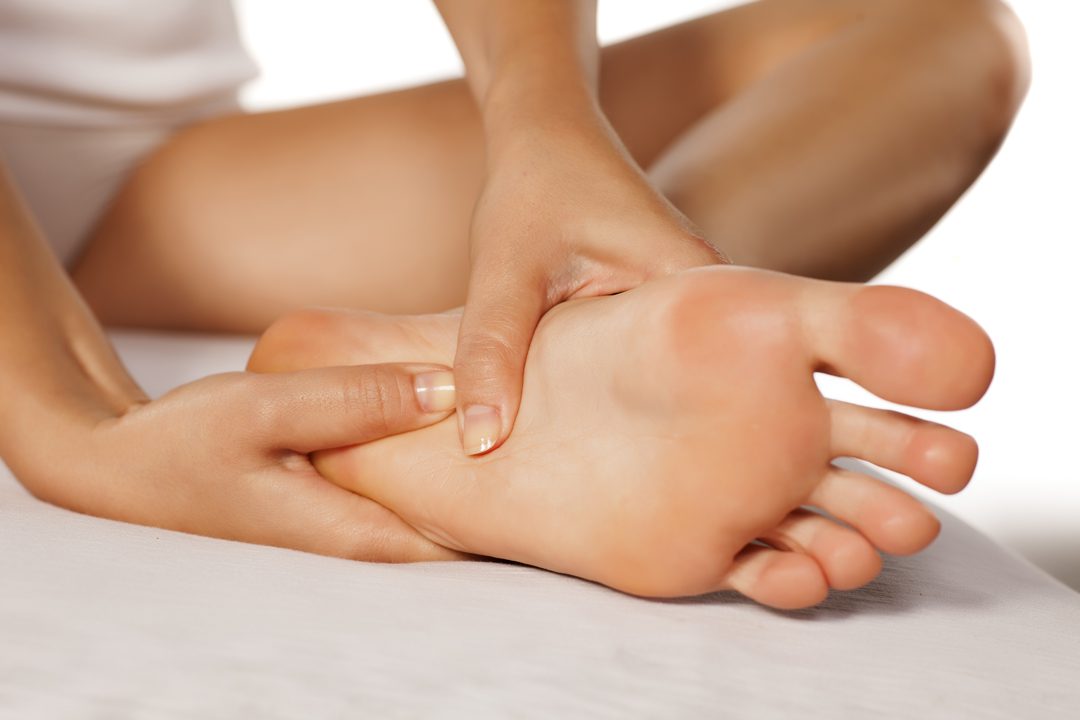 Massage pieds réflexologie plantaire Ió Marseille Marianne Rapoport